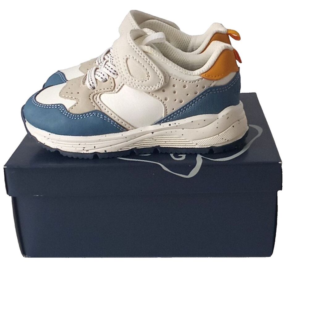 OshKosh B’gosh Toddler Casual Sneakers Blue White Size 10 - Picture 3 of 10